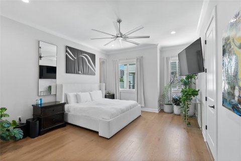 Adosado en venta en Tampa, Florida, 3 dormitorios, 218.32 m2 № 1850189 - foto 18