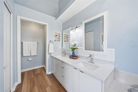 Copropriété à vendre à Sarasota, Floride: 2 chambres, 156.45 m2 № 2408264 - photo 19