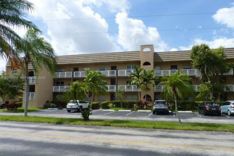 Condo in Sunrise, Florida, 2 bedrooms  № 2075151 - photo 3