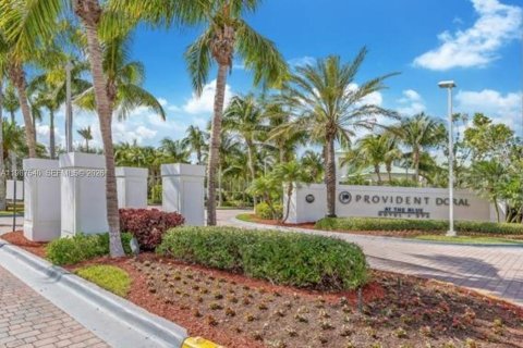 Condo à Doral, Floride, 1 chambre  № 2048745
