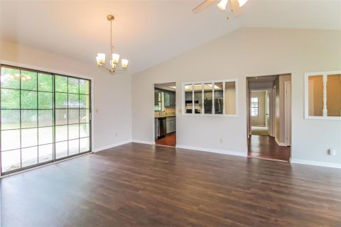 Casa en venta en Ocala, Florida, 3 dormitorios, 141.58 m2 № 1783046 - foto 7