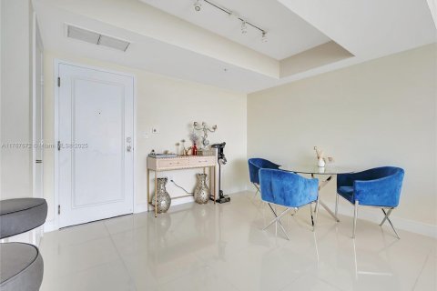 Copropriété à vendre à Miami, Floride: 2 chambres, 86.86 m2 № 1700114 - photo 8