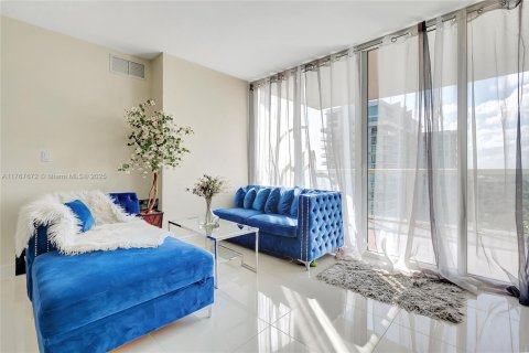 Copropriété à vendre à Miami, Floride: 2 chambres, 86.86 m2 № 1700114 - photo 11