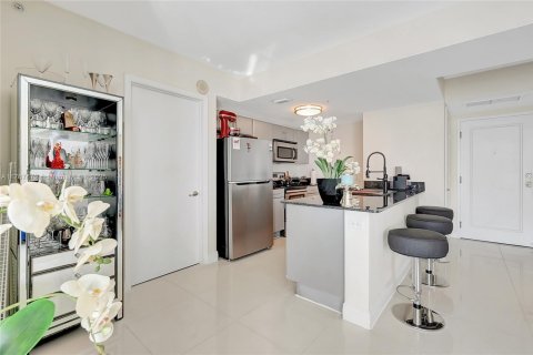 Copropriété à vendre à Miami, Floride: 2 chambres, 86.86 m2 № 1700114 - photo 6