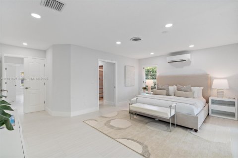 Villa ou maison à vendre à Lighthouse Point, Floride: 4 chambres, 260.41 m2 № 1958389 - photo 13