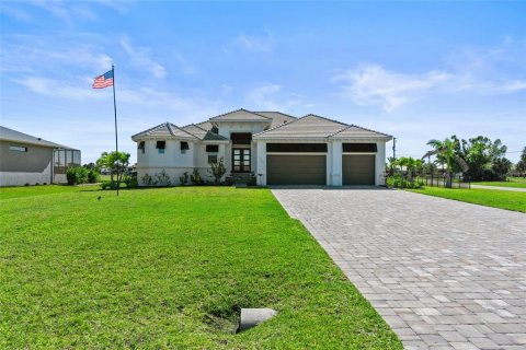 Villa ou maison à vendre à Punta Gorda, Floride: 3 chambres, 229.38 m2 № 2142289 - photo 5