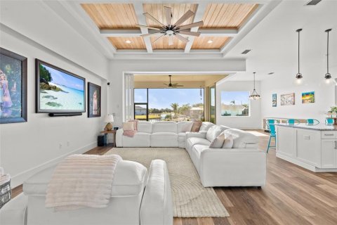 Villa ou maison à vendre à Punta Gorda, Floride: 3 chambres, 229.38 m2 № 2142289 - photo 3
