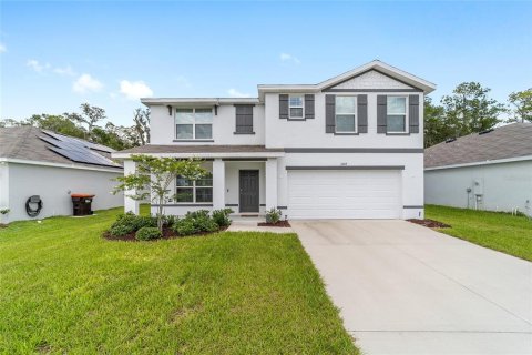 House in Belleview, Florida 5 bedrooms, 247.21 sq.m. № 1808667 - photo 2