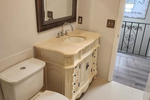 Townhouse in Lauderdale Lakes, Florida 3 bedrooms, 152.82 sq.m. № 2146756 - photo 27