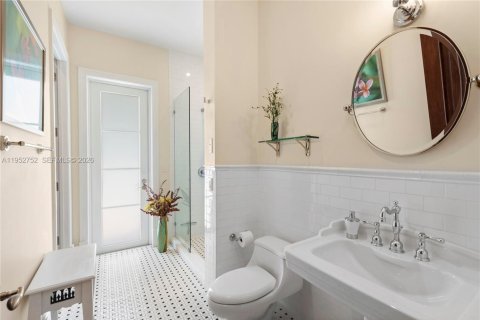 Villa ou maison à vendre à Pinecrest, Floride: 7 chambres, 595.6 m2 № 2007684 - photo 21