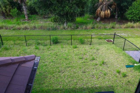 House in Ave Maria, Florida 3 bedrooms № 2070761 - photo 17