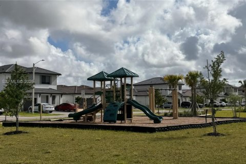 House in Ave Maria, Florida 3 bedrooms № 2070761 - photo 25