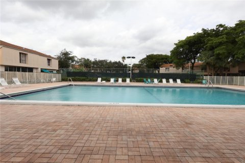 Townhouse in Plantation, Florida 2 bedrooms, 151.43 sq.m. № 2047293 - photo 26