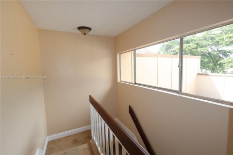 Townhouse in Plantation, Florida 2 bedrooms, 151.43 sq.m. № 2047293 - photo 21