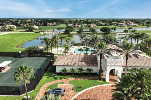 Casa en venta en Port St. Lucie, Florida, 4 dormitorios, 329.71 m2 № 2268953 - foto 14