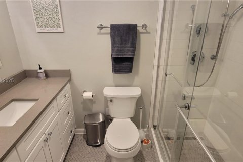Copropriété à louer à Miami Beach, Floride: 2 chambres, 99.41 m2 № 1975939 - photo 12