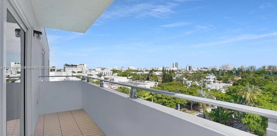Condo à Miami Beach, Floride, 2 chambres  № 1975939