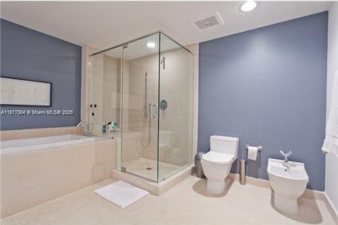 Купить кондоминиум в Майами, Флорида 2 спальни, 151.71м2, № 1772612 - фото 12