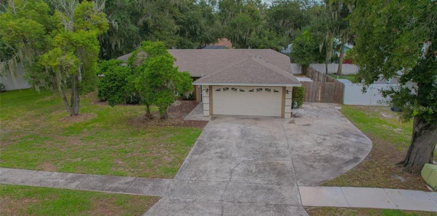 Villa ou maison à Mulberry, Floride 3 chambres, 134.99 m2 № 2403147