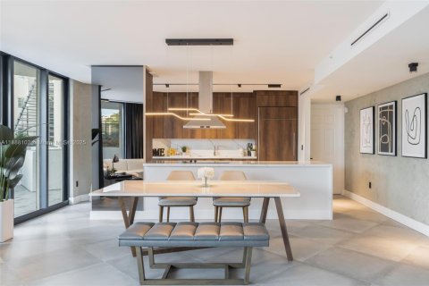 Condo à Aventura, Floride, 2 chambres  № 2021204