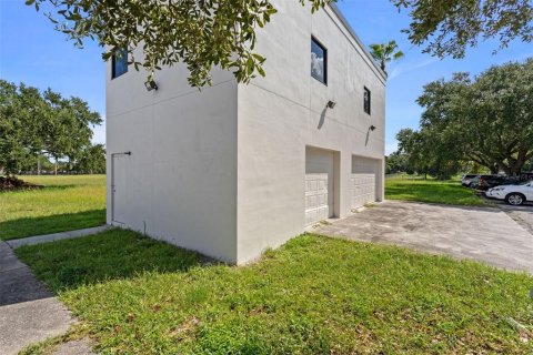 Immobilier commercial à louer à Orlando, Floride: 5505.95 m2 № 1832946 - photo 5