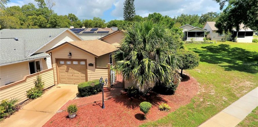Casa en Apopka, Florida 2 dormitorios, 106.56 m2 № 1780883
