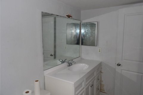 Condo in Tampa, Florida, 1 bedroom  № 2118158 - photo 10