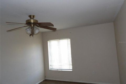 Condo in Tampa, Florida, 1 bedroom  № 2118158 - photo 9