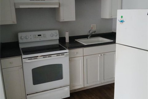 Condo in Tampa, Florida, 1 bedroom  № 2118158 - photo 14