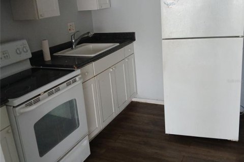 Condo in Tampa, Florida, 1 bedroom  № 2118158 - photo 15