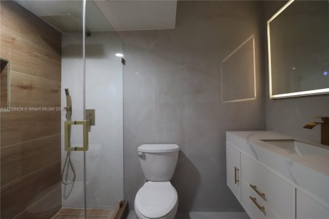 Copropriété à louer à Sunny Isles Beach, Floride: 1 chambre, 67.35 m2 № 1938208 - photo 15