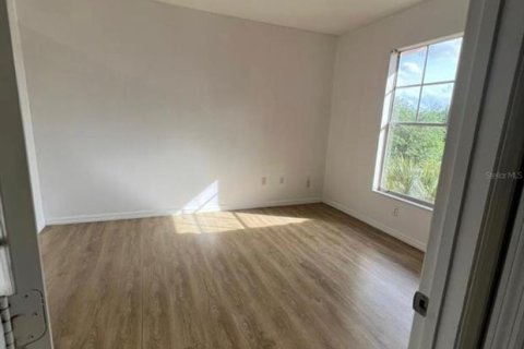 Condo in Orlando, Florida, 2 bedrooms  № 2096252 - photo 2