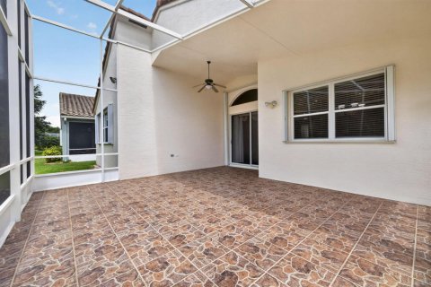 Villa ou maison à vendre à Port St. Lucie, Floride: 3 chambres, 159.98 m2 № 2084822 - photo 28