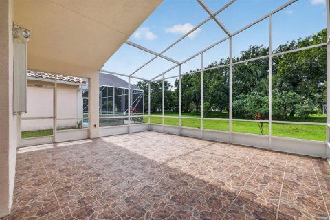 Villa ou maison à vendre à Port St. Lucie, Floride: 3 chambres, 159.98 m2 № 2084822 - photo 29