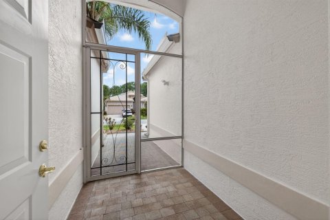 Villa ou maison à vendre à Port St. Lucie, Floride: 3 chambres, 159.98 m2 № 2084822 - photo 2