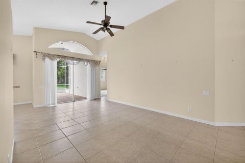 Villa ou maison à vendre à Port St. Lucie, Floride: 3 chambres, 159.98 m2 № 2084822 - photo 5