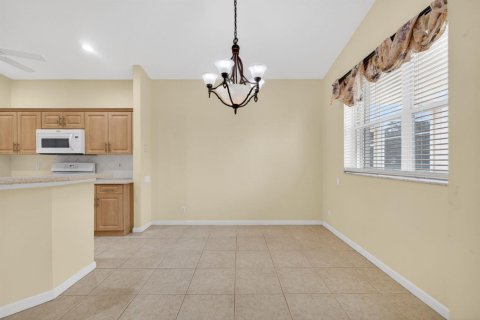 Villa ou maison à vendre à Port St. Lucie, Floride: 3 chambres, 159.98 m2 № 2084822 - photo 10