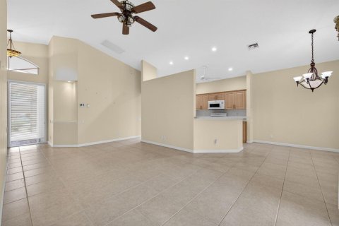 Villa ou maison à vendre à Port St. Lucie, Floride: 3 chambres, 159.98 m2 № 2084822 - photo 8