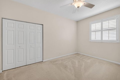 Villa ou maison à vendre à Port St. Lucie, Floride: 3 chambres, 159.98 m2 № 2084822 - photo 24