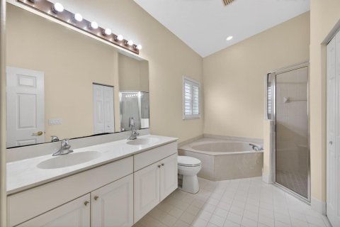 Villa ou maison à vendre à Port St. Lucie, Floride: 3 chambres, 159.98 m2 № 2084822 - photo 20