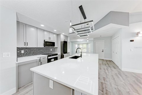 House in Bradenton, Florida 3 bedrooms, 199.74 sq.m. № 1689886 - photo 18