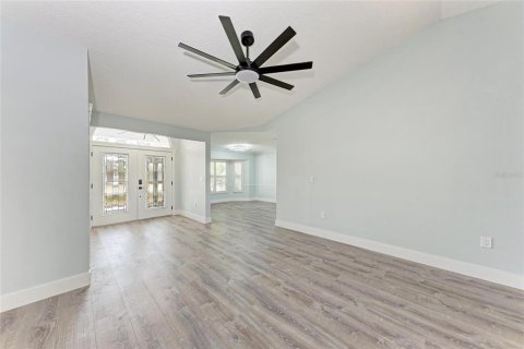 House in Bradenton, Florida 3 bedrooms, 199.74 sq.m. № 1689886 - photo 9