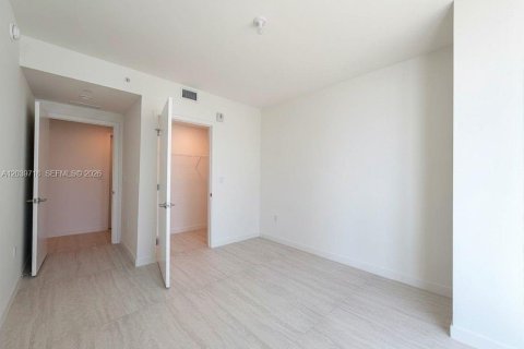 Condominio en alquiler en Miami, Florida, 2 dormitorios № 2085898 - foto 7