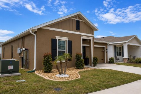 House in Davenport, Florida 3 bedrooms, 144.93 sq.m. № 2208988 - photo 3
