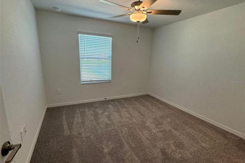 Touwnhouse à louer à San Antonio, Floride: 3 chambres, 154.78 m2 № 2115491 - photo 7