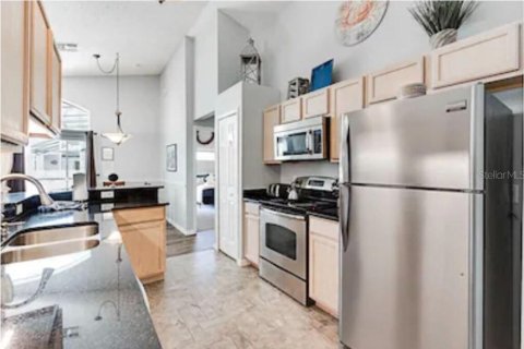 Villa ou maison à louer à Davenport, Floride: 4 chambres, 142.23 m2 № 2135803 - photo 4
