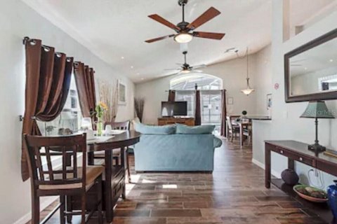 Villa ou maison à louer à Davenport, Floride: 4 chambres, 142.23 m2 № 2135803 - photo 3