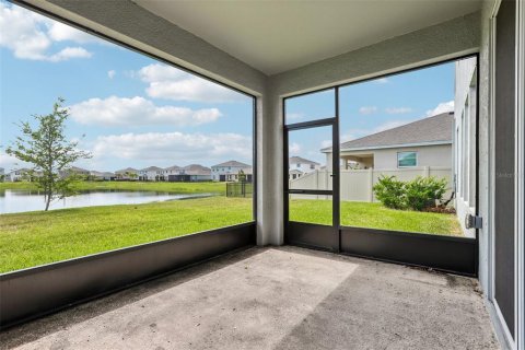 Villa ou maison à vendre à Apollo Beach, Floride: 5 chambres, 275.36 m2 № 2147664 - photo 2