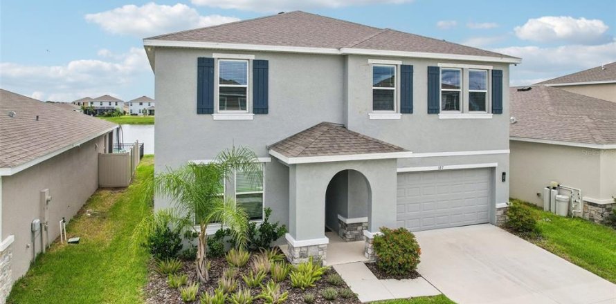 Villa ou maison à Apollo Beach, Floride 5 chambres, 275.36 m2 № 2147664