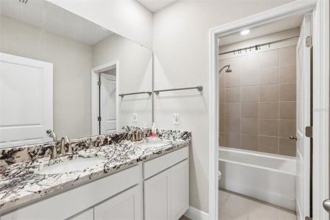 Villa ou maison à vendre à Apollo Beach, Floride: 5 chambres, 275.36 m2 № 2147664 - photo 21